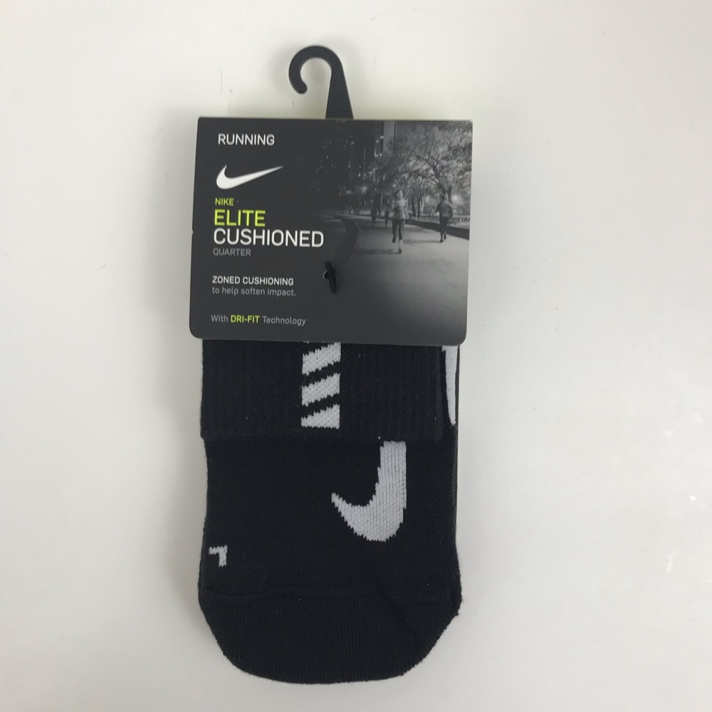New Nike Elite Cushioned Women’s Running Socks